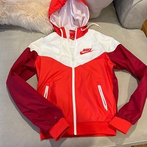 Nike retro windbreaker